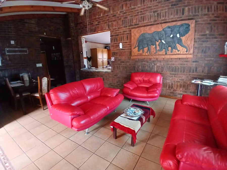 10 Bedroom Property for Sale in Kuruman Northern Cape